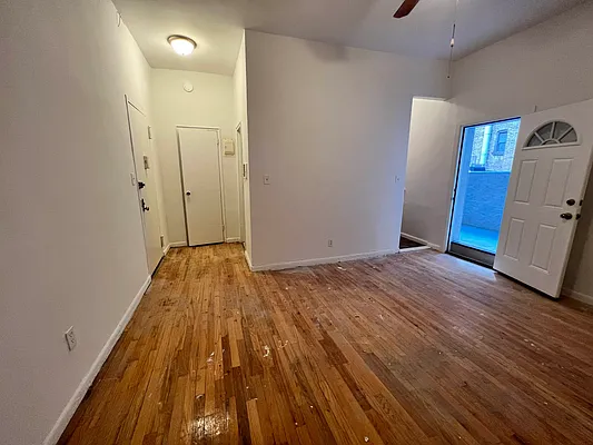 Rented by Oxford Property Group | media 9