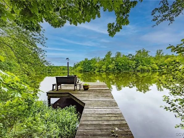198 Trices Lake Rd, Columbia, VA 23038