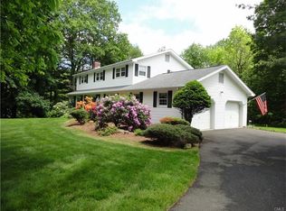 26 Timber Crest Dr, Danbury, CT 06811