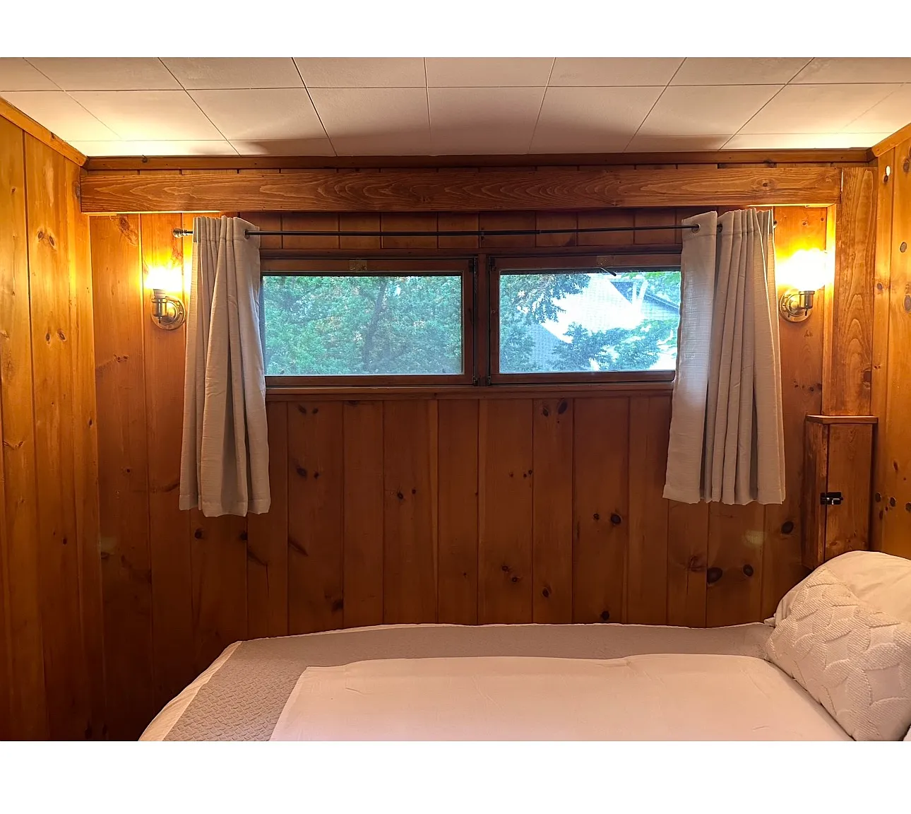 14 Lake Shore Dr — Photo 4