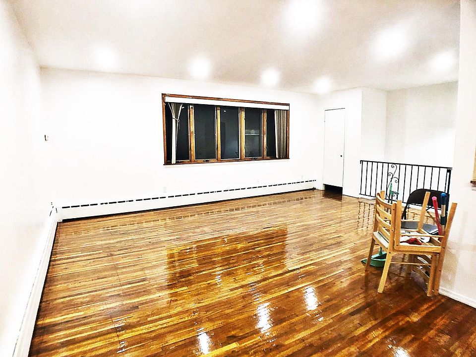 1st image of 189 Bay 41st St #2