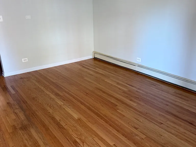 2747 W 59th St #4A — Photo 3