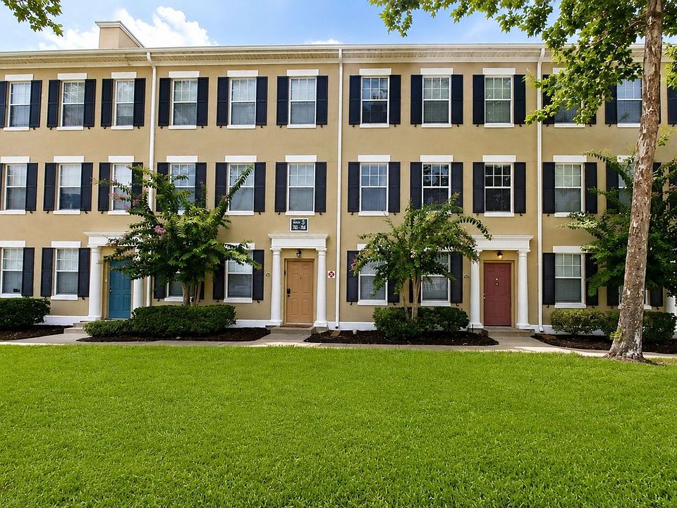 1st image of 763 Siena Palm Dr