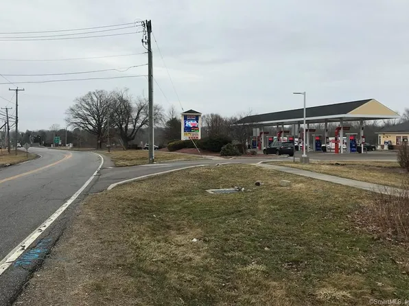 140 Preston Rd, Griswold, CT 06351