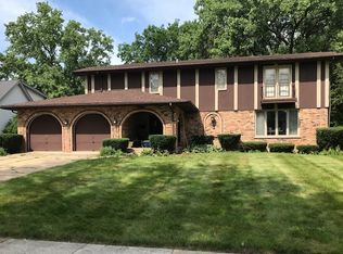 3736 Saratoga Ave, Downers Grove, IL 60515