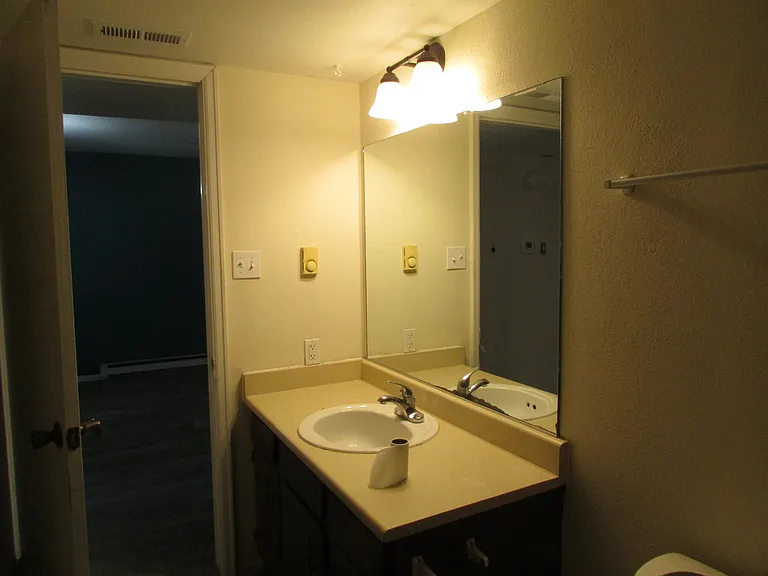 2120 Norman Ln #4 — Photo 8