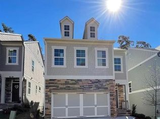 661 Crosshaven Dr, Marietta, GA 30066