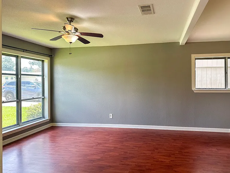 55343 Thrush Dr — Photo 2