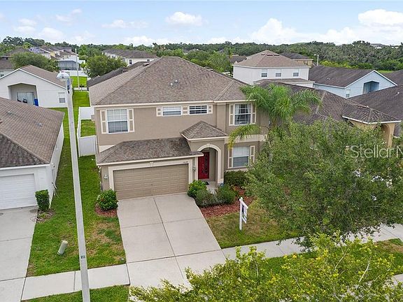 3rd image of 14008 Hollow Crest Pl