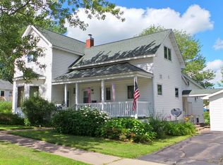 304 S 3rd St, Medford, WI 54451