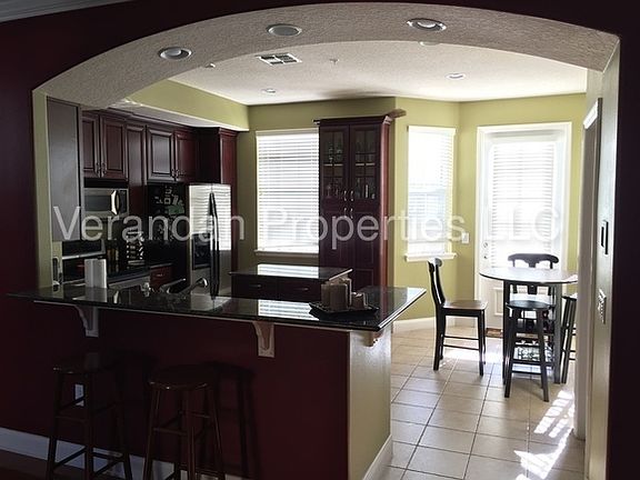 5th image of 1636 Prospect Ave
