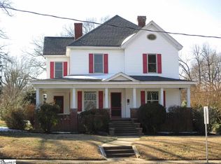 407 N Main St, Greer, SC 29650