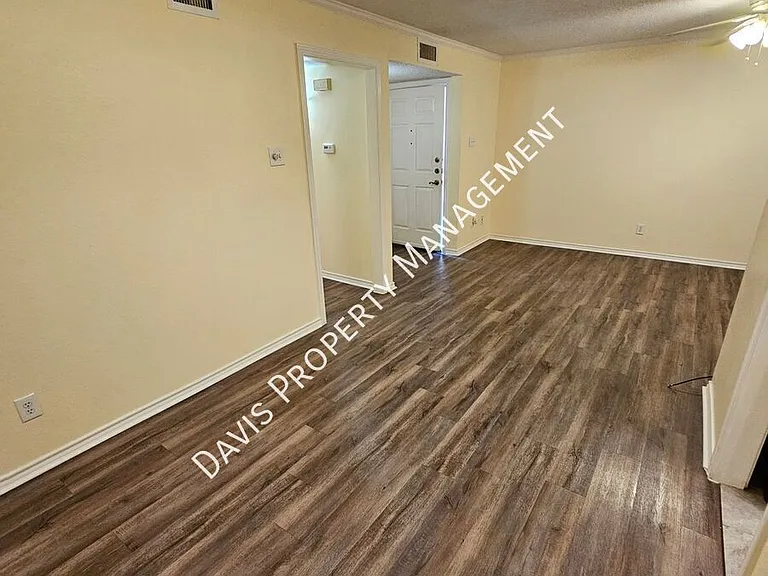 16301 Ledgemont Ln #174 — Photo 9
