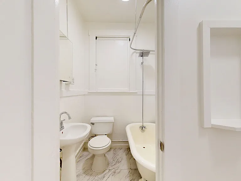1051 Post St #22 — Photo 6