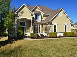 12910 Harbor Point Dr, Platte City, MO 64079