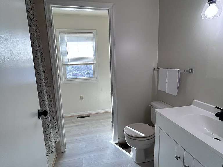 2622 Belle Ave NE #2622 — Photo 8