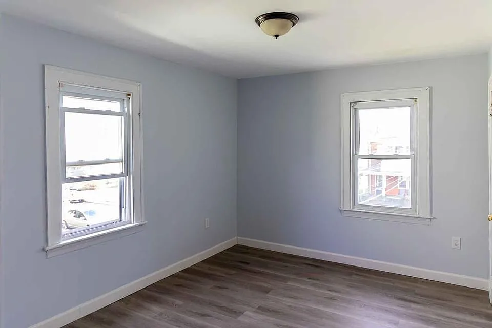 102 Thomas St — Photo 3