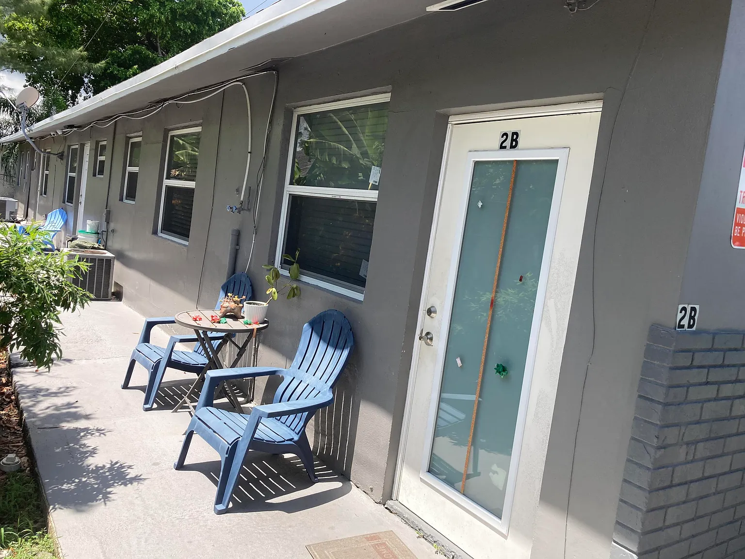 1 bed, 1.0 bath, 2265 sqft, $1,350 — Photo 3