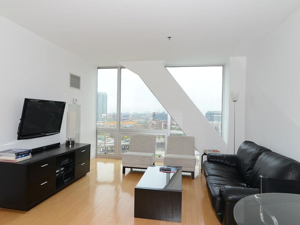 1st image of 510 W Erie St #1204