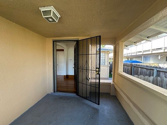 4th image of 20933 Wilbeam Ave