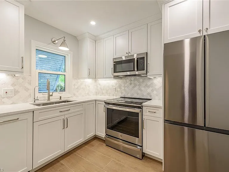 301 Ridge Dr — Photo 5