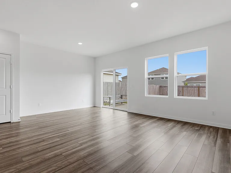 14755 Maple Ter — Photo 9
