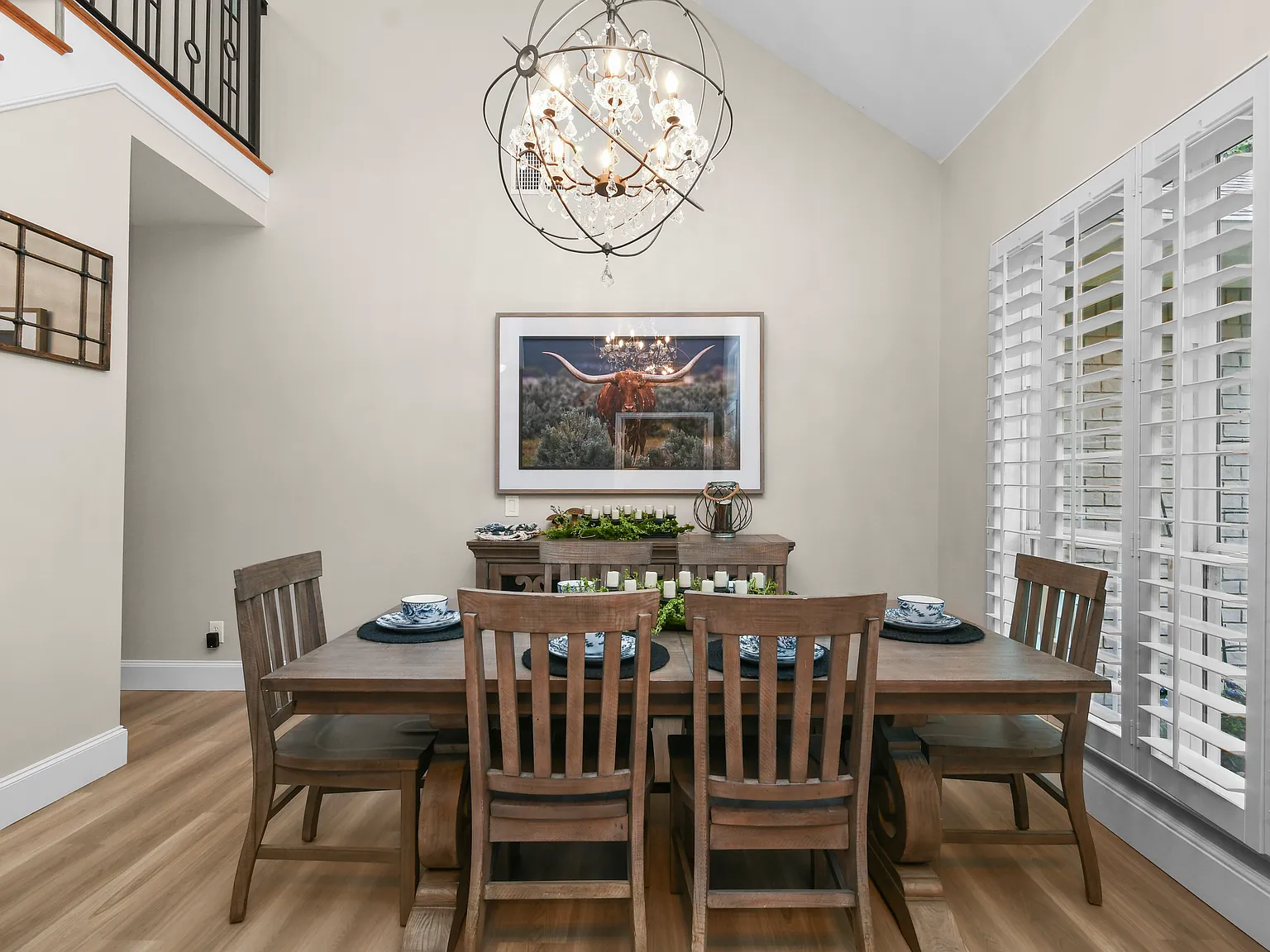 5 bed, 3.5 bath, 2567 sqft, $9,750 — Photo 4
