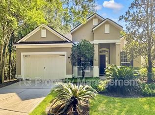 614 Loire Ct, Saint Johns, FL 32259