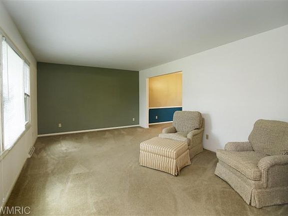 4th image of 5290 Driftwood Ave
