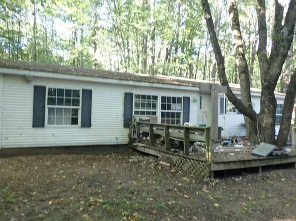 11788 E Four Mile Rd, Leroy, MI 49655