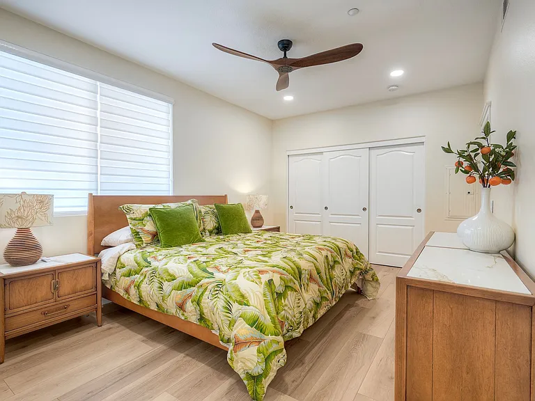 823 Kalpati Cir — Photo 21