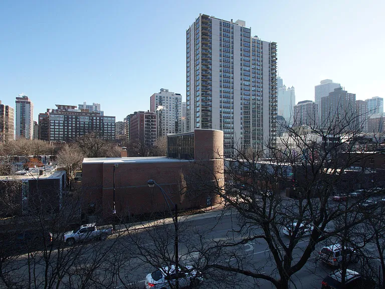 1308 N Lasalle St #4 — Photo 21