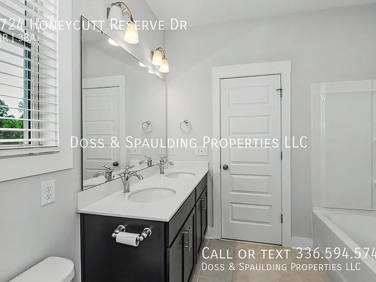 6724 Honeycutt Reserve Dr — Photo 21