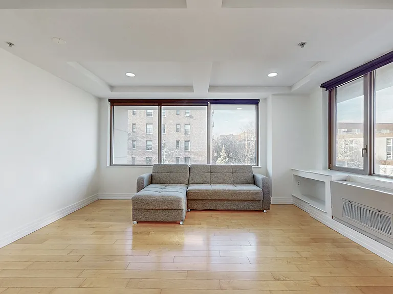 6405 Yellowstone Blvd #409 — Photo 17