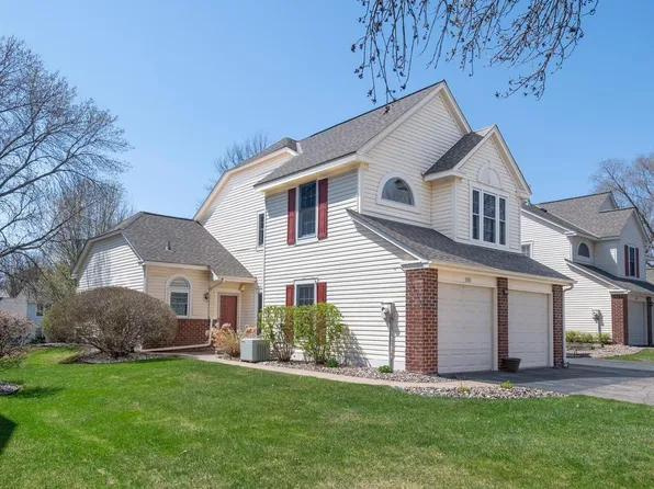 11011 Oregon Curv, Bloomington, MN 55438