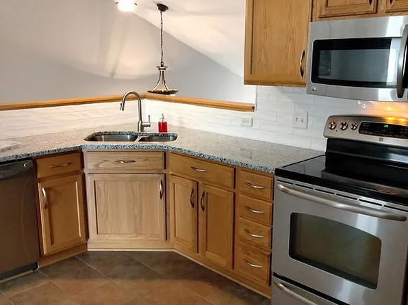 1143 Bergmann Dr, Stillwater, MN 55082