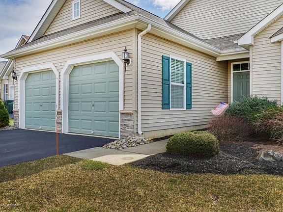 5th image of 546 Bennington Ln