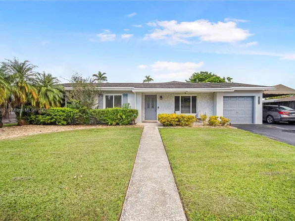 10440 SW 123rd Ct, Miami, FL 33186