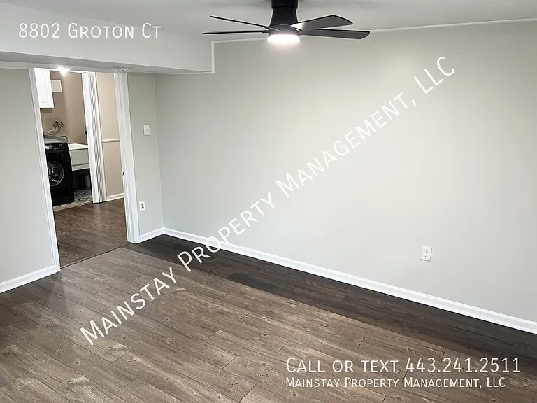 8802 Groton Ct — Photo 28