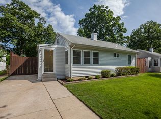 1108 Allison Dr, Rockville, MD 20851