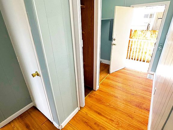 4th image of 1481 Palm St Unit 204