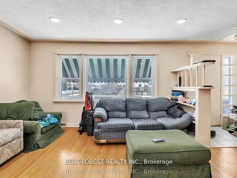 344 McNay St — Photo 3