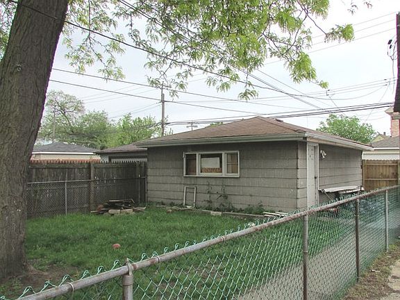 5th image of 11307 S Green Bay Ave