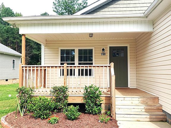 2nd image of 788 Log Cabin Dr