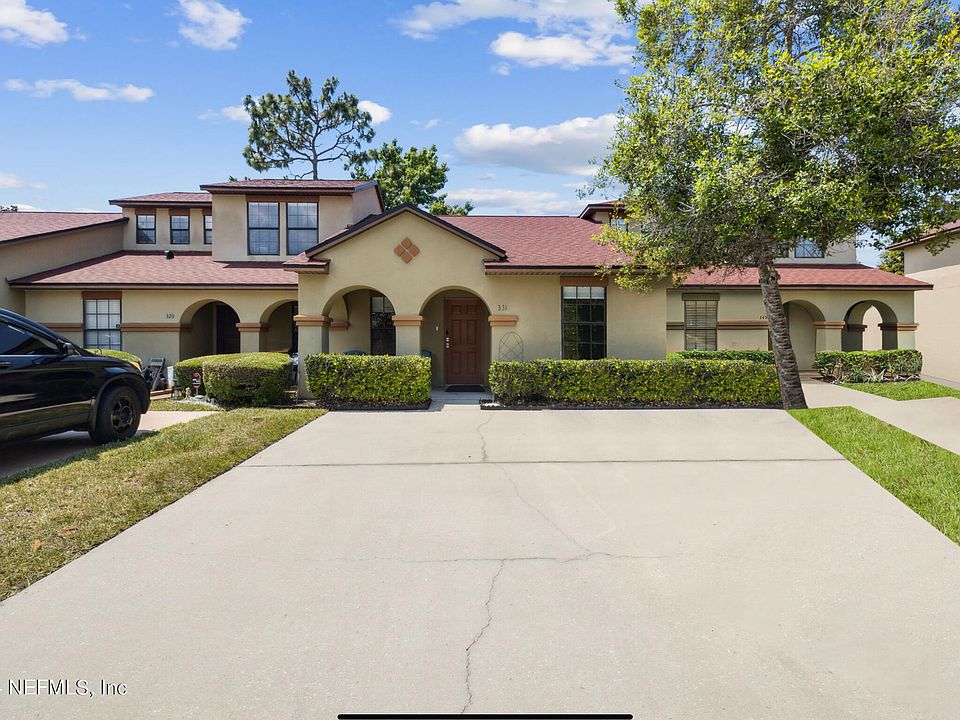 1st image of 331 REDWOOD Lane