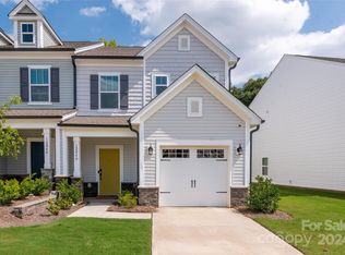 12040 Basking Dr, Charlotte, NC 28214