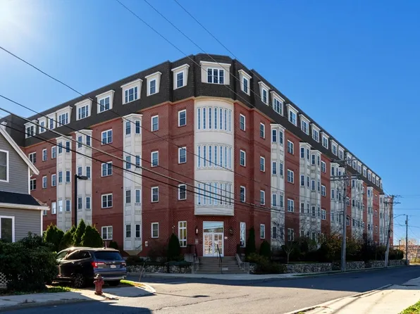 120 Wyllis Ave Unit 411, Everett, MA 02149