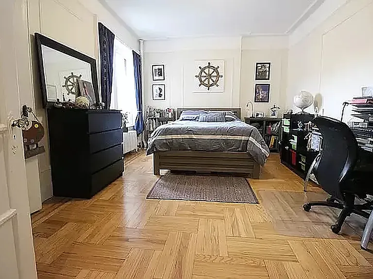 508 W 112th St #7A — Photo 3