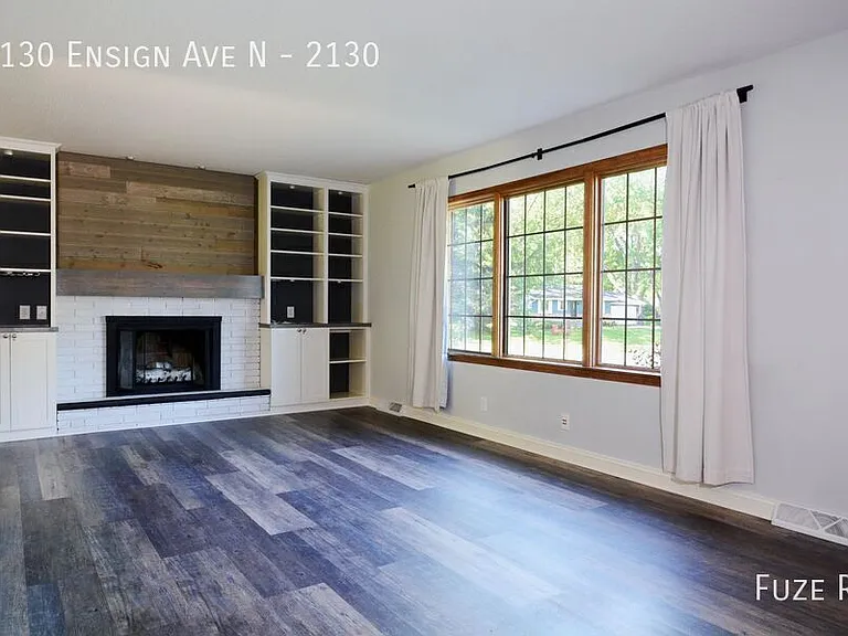 2130 Ensign Ave N #2130 — Photo 4