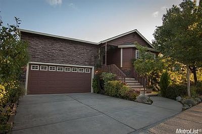 1st image of 13018 Sweetbriar Ct